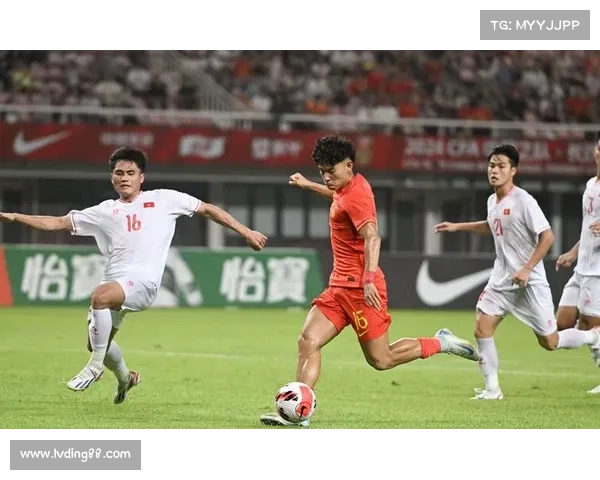 国足败给越南的深层原因剖析:技战术差距、心理问题与管理层失误等五大因素解析