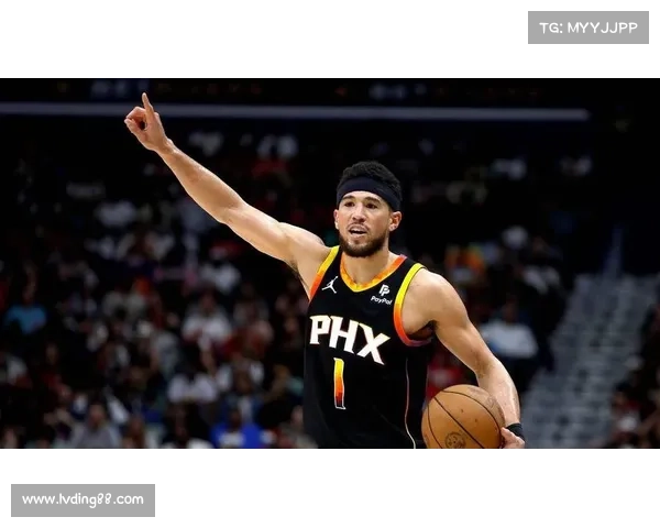 布克在高压比赛中的心理素质表现与关键时刻的稳定性分析